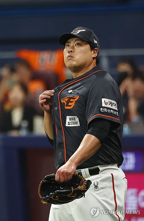 LEAD) Eagles starter Ryu Hyun-jin roughed up in another failed bid 