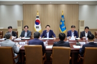 [속보] 尹대통령, '이란·이스라엘 사태' 긴급 경제안보회의 소집