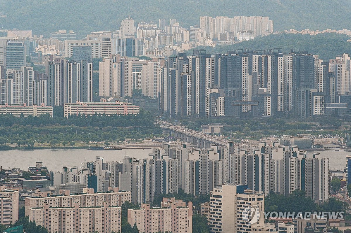부동산 침체 끝?…"강남·서초·용산 아파트 시세 전고점 회복"