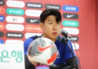 サッカー韓国代表　１１日に中国戦