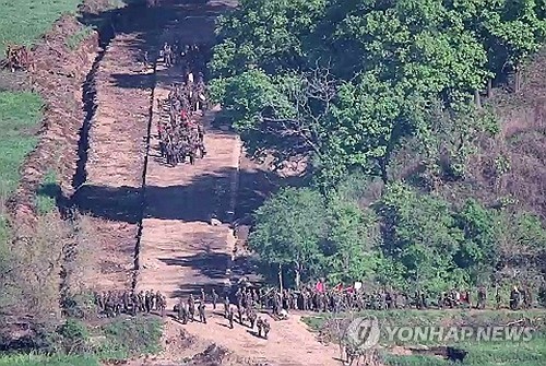  هيئة الأركان المشتركة: جنود كوريون شماليون يعبرون الحدود أمس الخميس للمرة الثالثة في يونيو