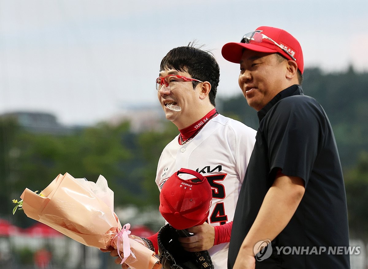 양현종, 10년 연속 150이닝 투구 달성