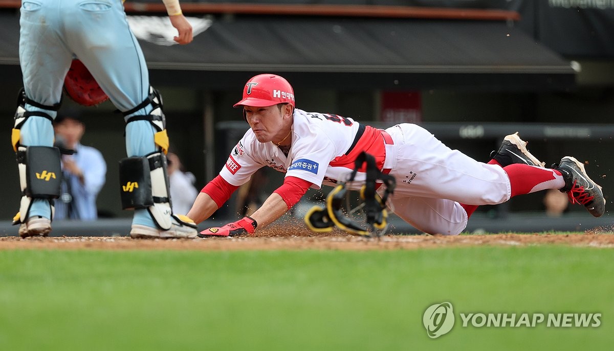 프로야구 최초 200안타 기록한 서건창, KIA서 방출