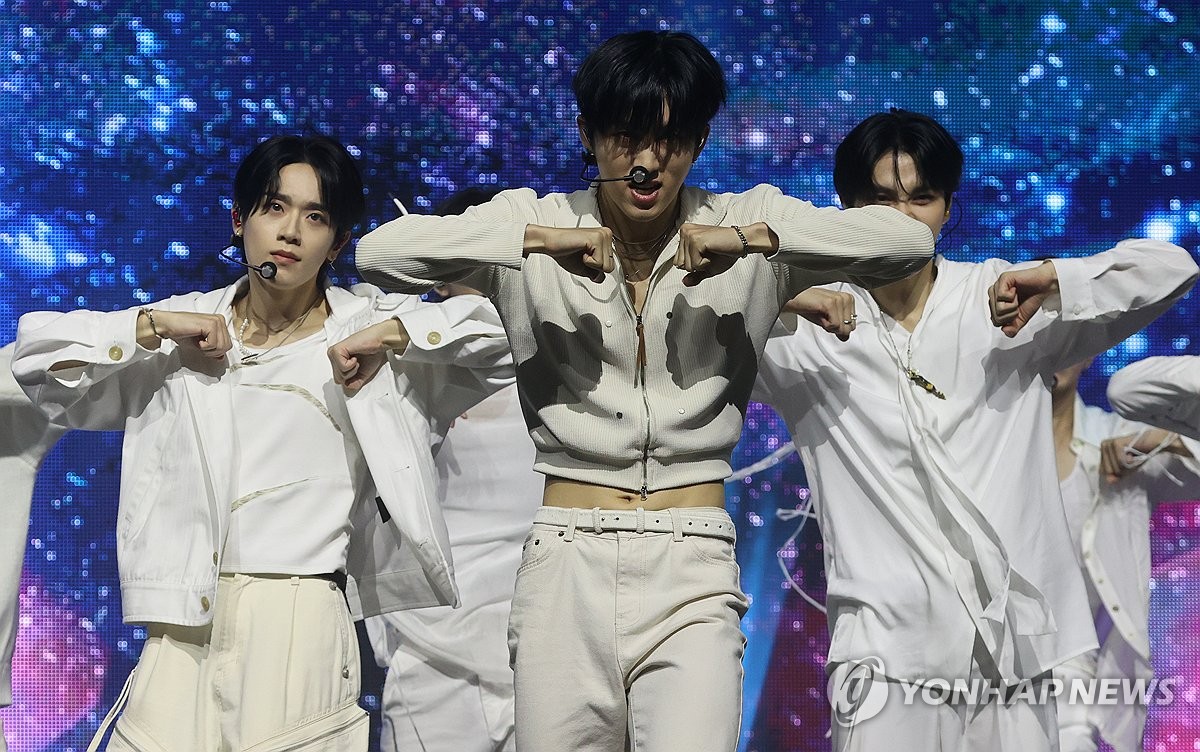 S. Korean boy group Epex | Yonhap News Agency