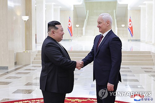  N.K. leader meets Russia's defense chief, vows continued support for Moscow's war efforts