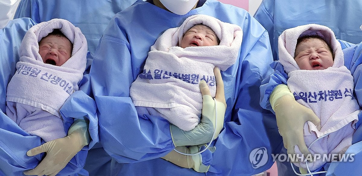 새해 첫아기들의 우렁찬 울음소리