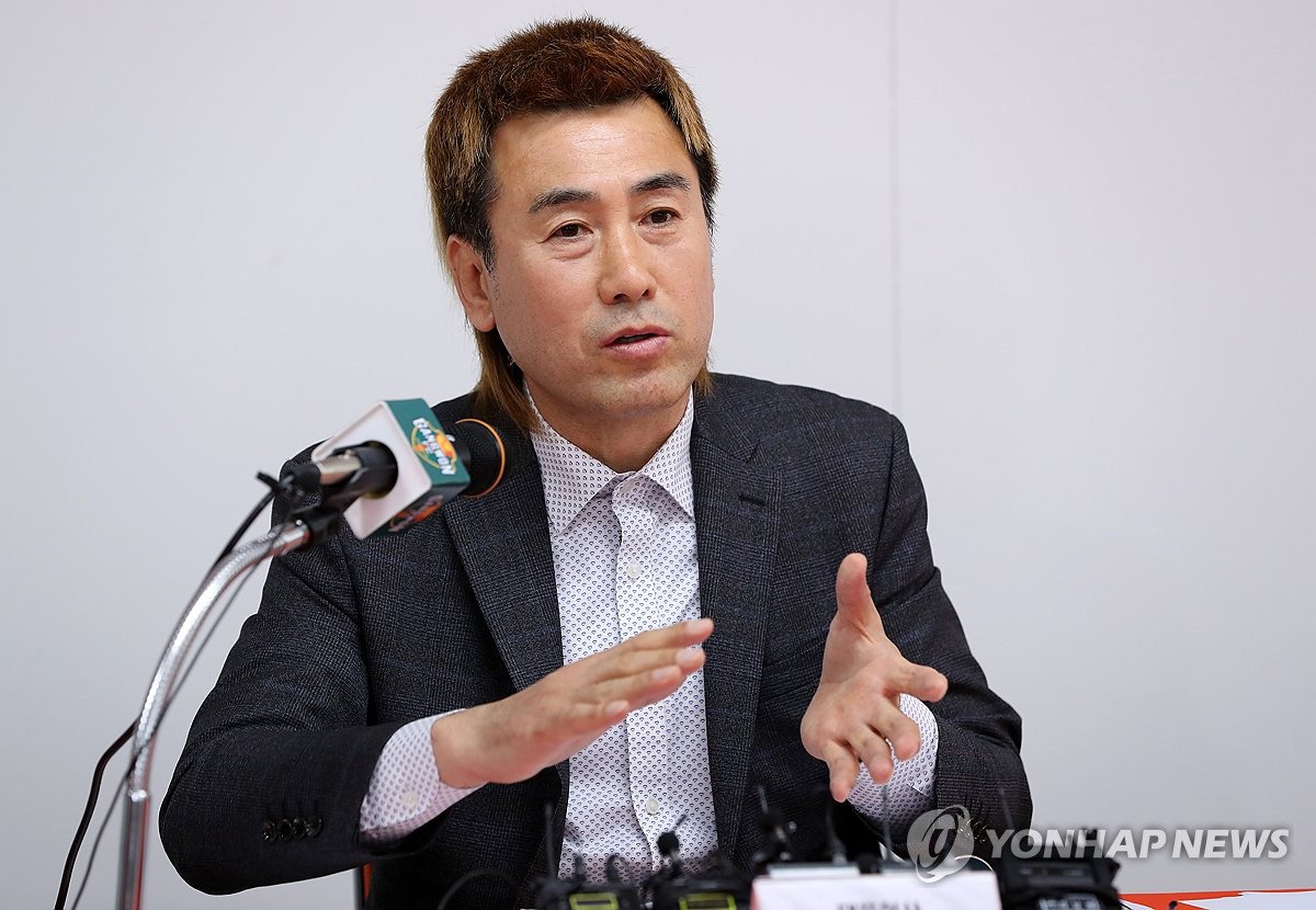 "김병지 강원FC 대표이사, 춘천시민 폄훼 발언 사과하라"