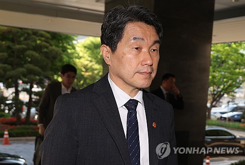 李대행 "확정된 유급·제적은 철회 없어"…학사유연화 불가 재확인