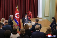 김정은 "우크라이나괴뢰 방치하면 서울의 군대도 무모함 따라해"