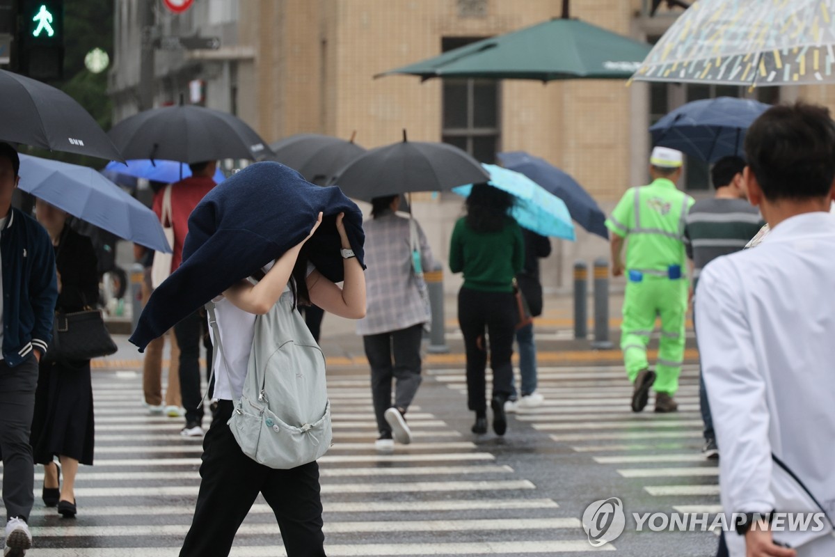 전국에 비…제주·남해안 집중호우, 일부지역 우박