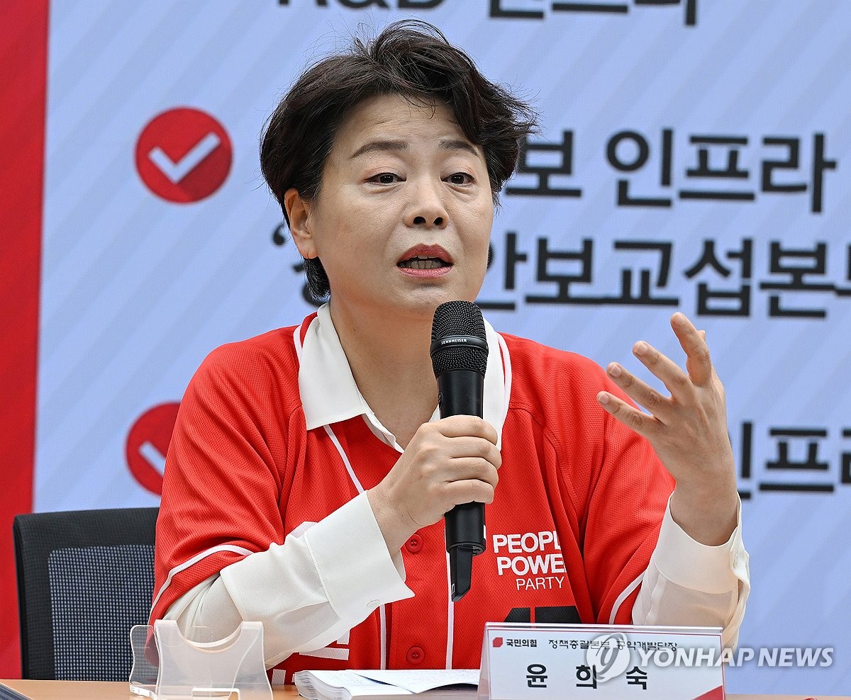 국힘 혁신위원장 윤희숙 "인적청산도 논의…당원 중심 체…