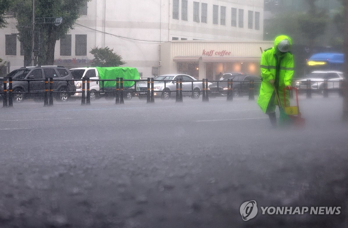 중부·남부 20일께 장마 시작…초반부터 