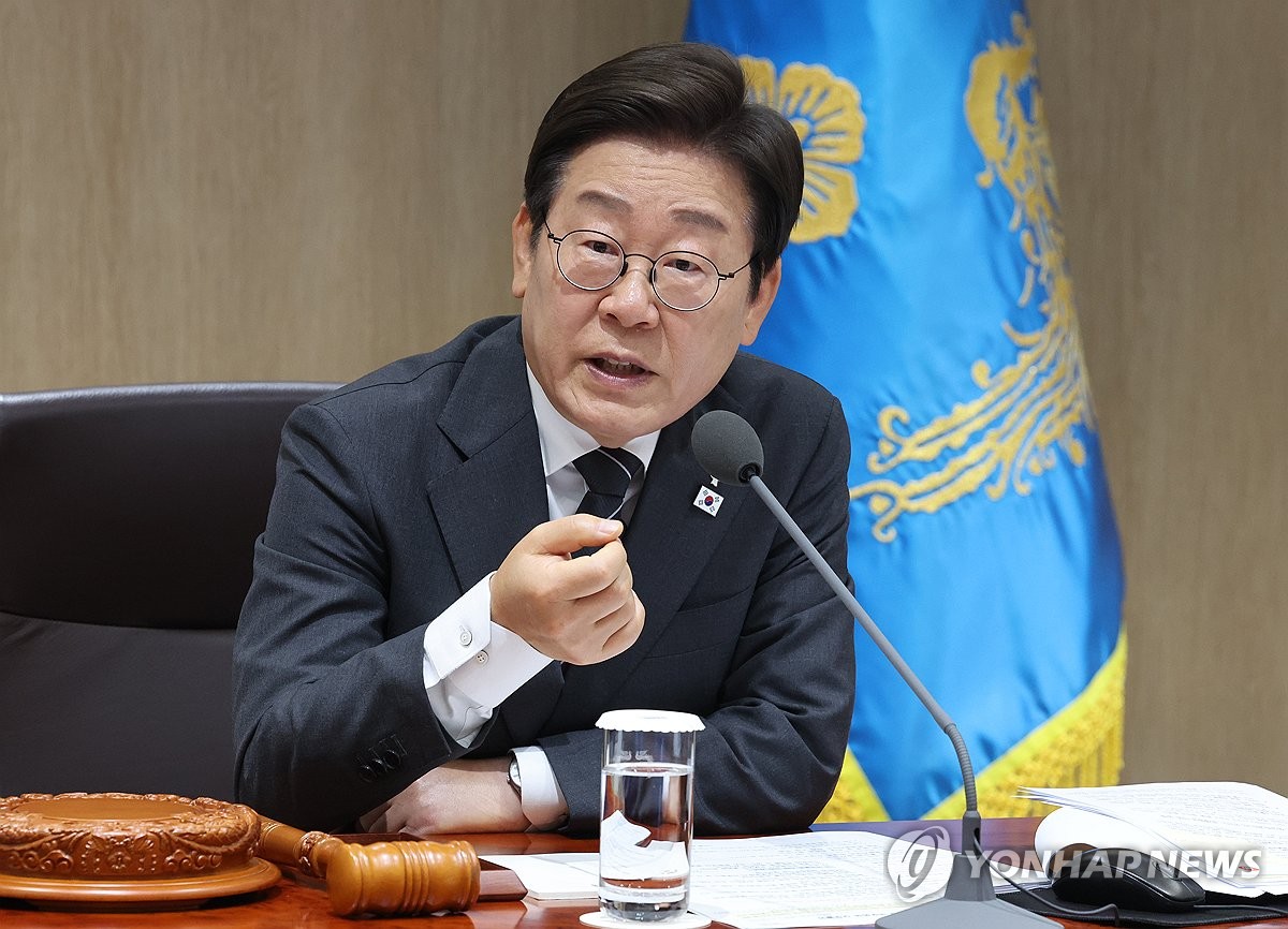 李대통령 '유튜버 가짜뉴스' 대책 지시…"징벌배상 가장…