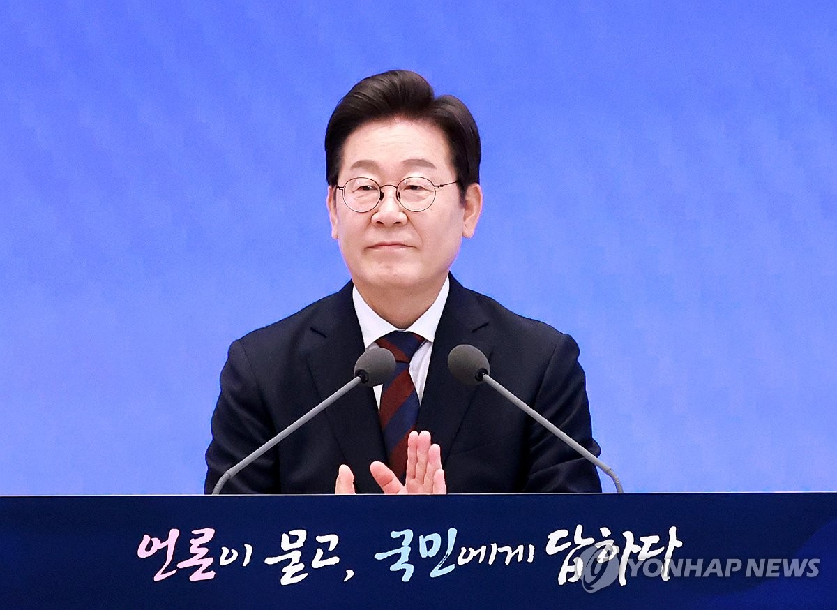 강도 더해진 李대통령 