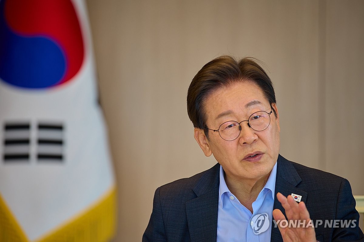 李대통령, 與상임위원장단 만찬…"내각 빨리 구성하게 살…