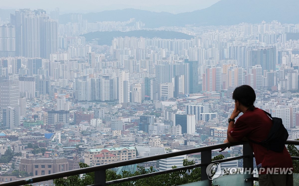 남산 N서울타워에서 바라본 서울 시내 아파트 단지 모습