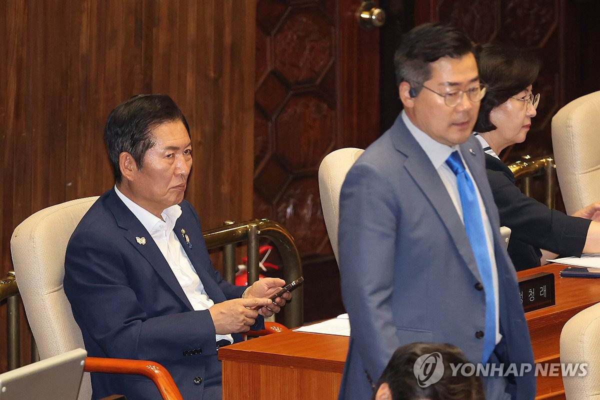 '姜사퇴' 시각차 보인 與 당권주자들…黨心 구애 경쟁 가열(종합) 관련 이미지1