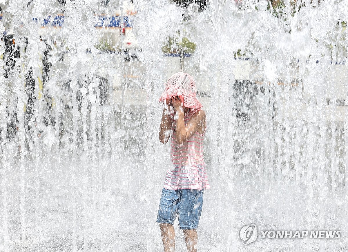 올해 온열질환자 벌써 3천705명…지난해 전체 규모 넘었다