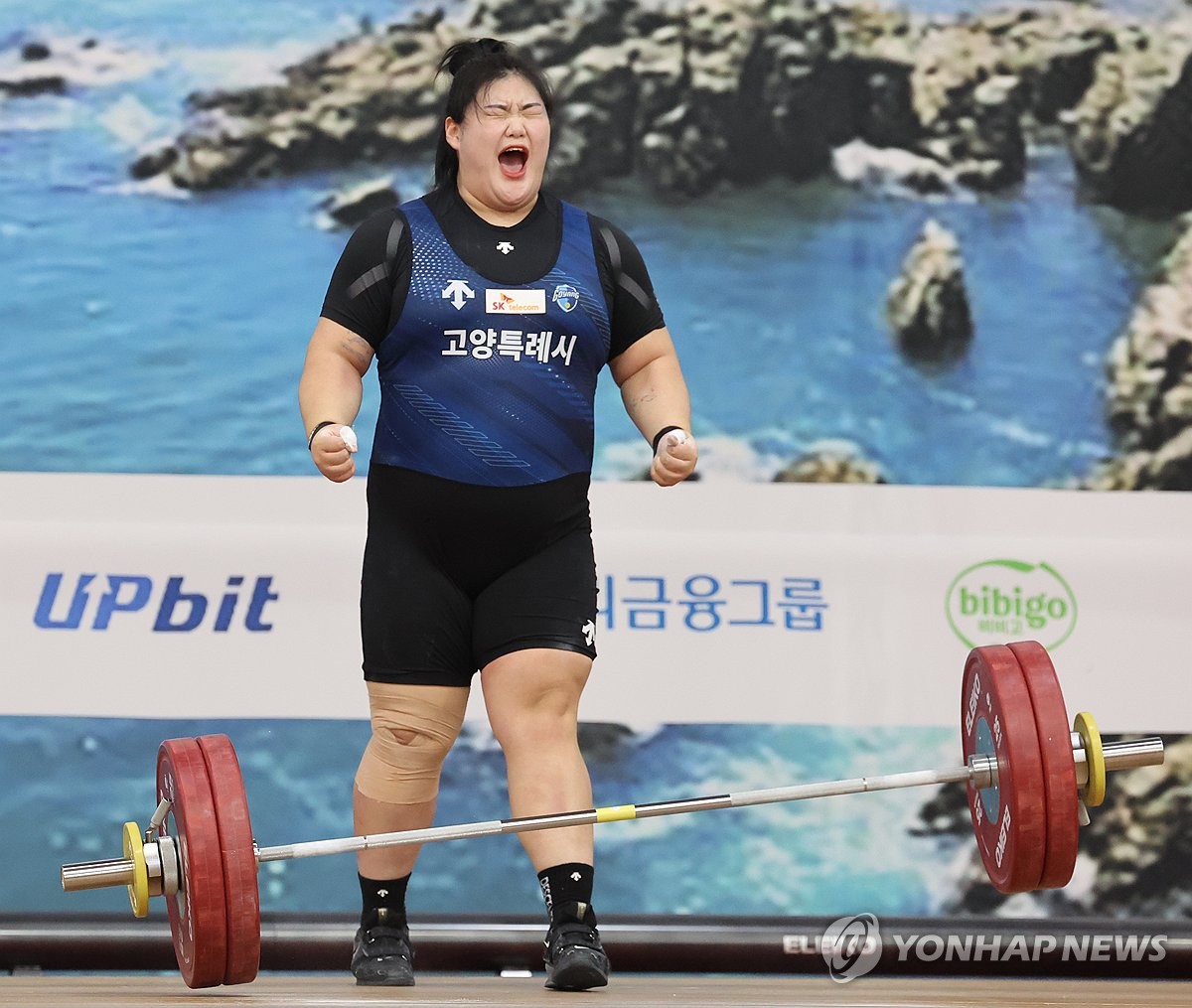 [전국체전] '피로 극복' 박혜정, 역도 여자 일반부 최중량급 3연패