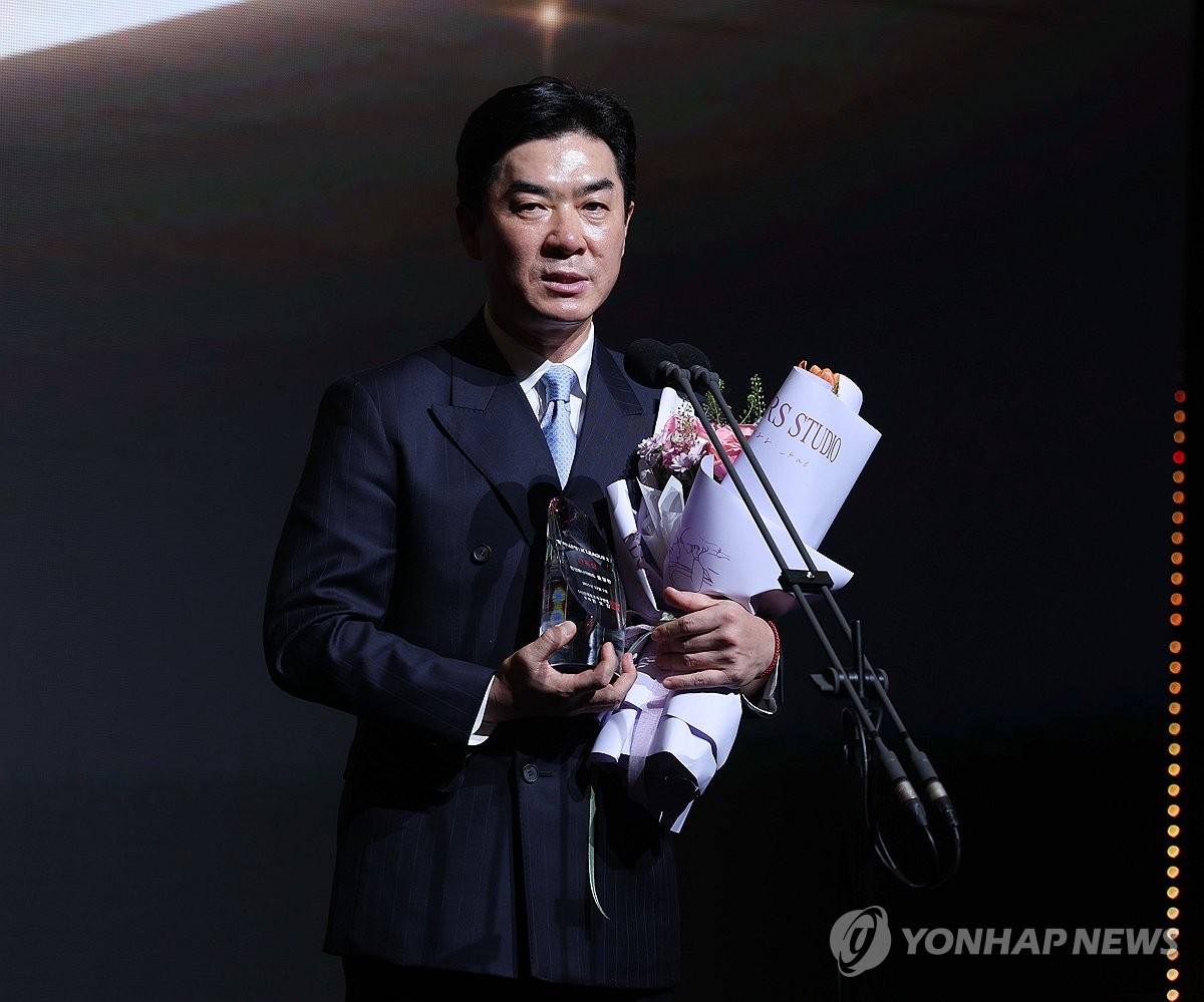 K리그2 감독상 수상한 인천 윤정환 감독