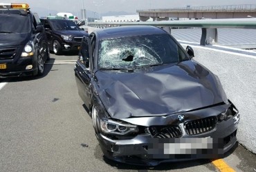 김해공항 가해자 금고 2년형에 숨은 함수…네티즌은 부글부글