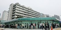美, 비자 장사하나…인터뷰 신속 진행하는 1천달러 급행료 검토